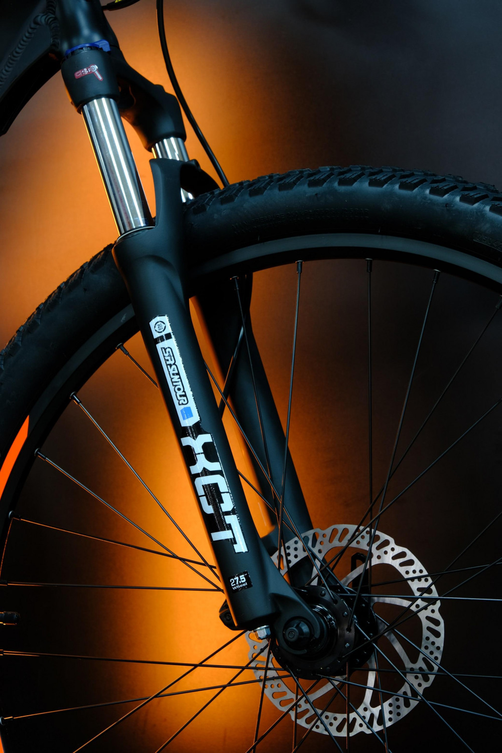 Lorak 6.0 Матовый Чёрный/Оранжевый рама 17 (на рост 155-173)