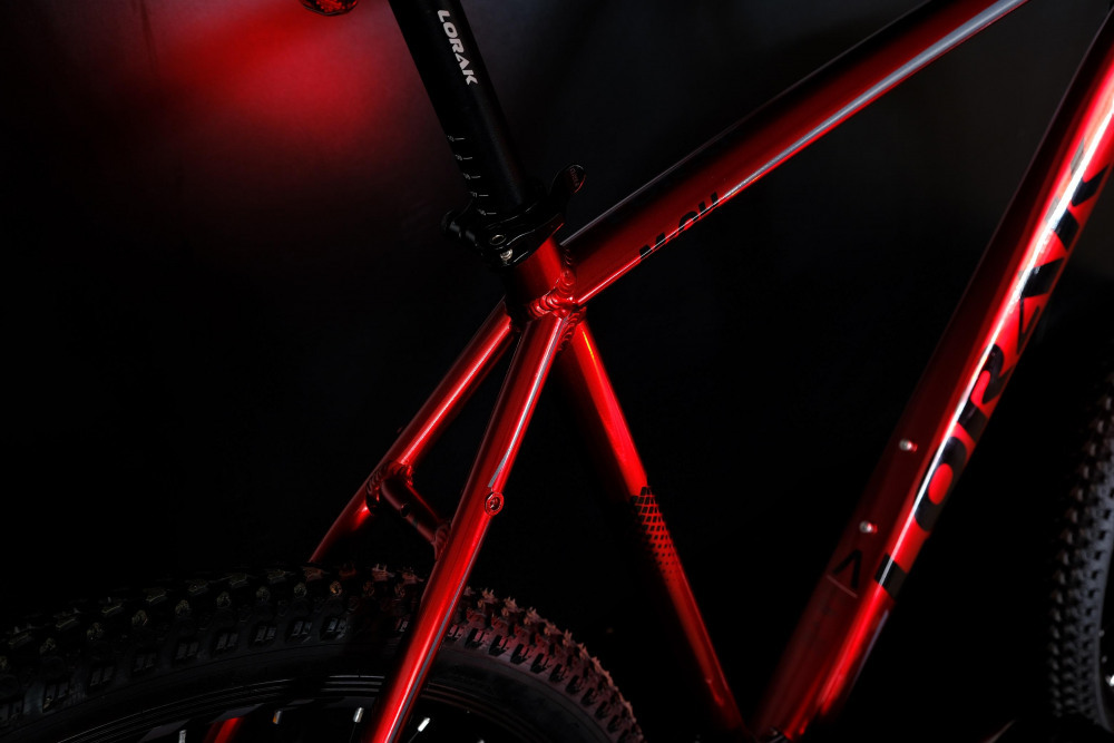 Lorak M-04 Prom Красный/Чёрный 19р (на рост 171-182)